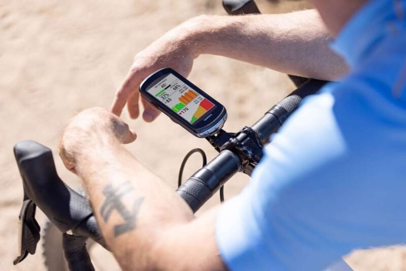 Garmin Edge 1040 - GPS Bike Computer - Image 2